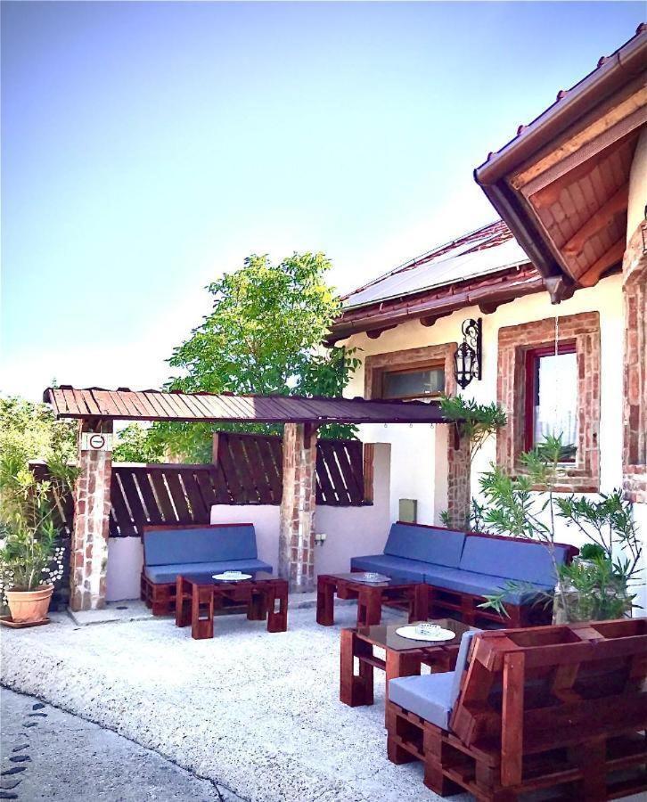 Castle Wellness Resort Sosto นีเรกฮาซา ภายนอก รูปภาพ